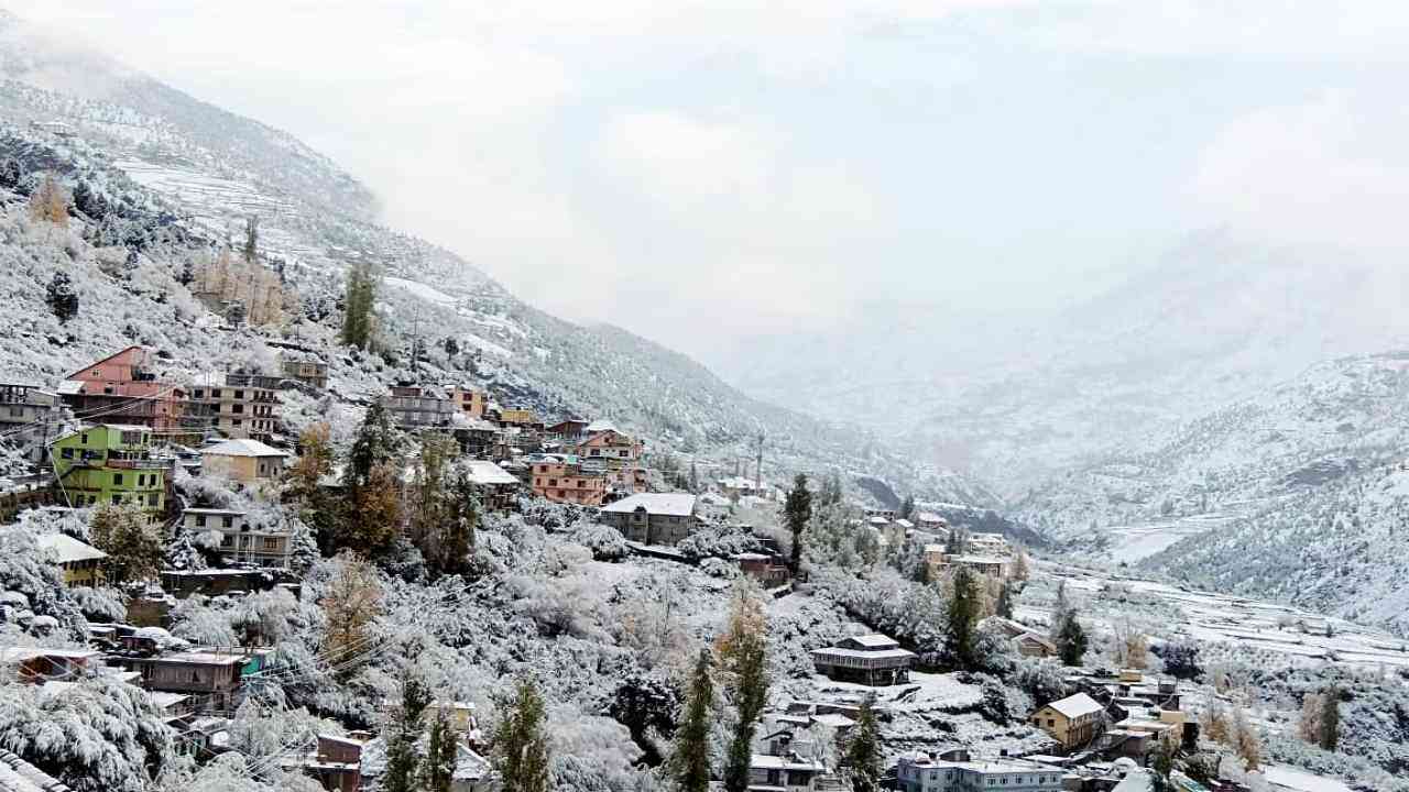 Jammu Kashmir Weather: जम्मू-कश्मीर में फिर से बदलेगा मौसम, IMD ने जताई बर्फबारी और बारिश की संभावना