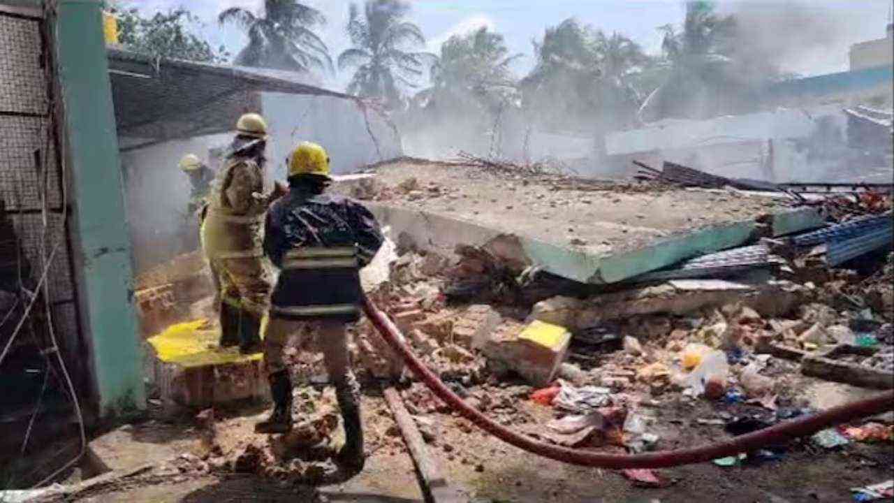 Tamil Nadu factory blast: पटाखा फैक्ट्री में विस्फोट से 8 लोगों की मौत, कई घायल