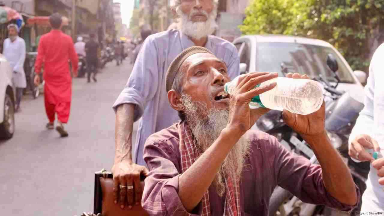 Heatwave In Bihar: बिहार में भीषण गर्मी में 19 लोगों की मौत, 44 डिग्री पार पहुंचा तापमान