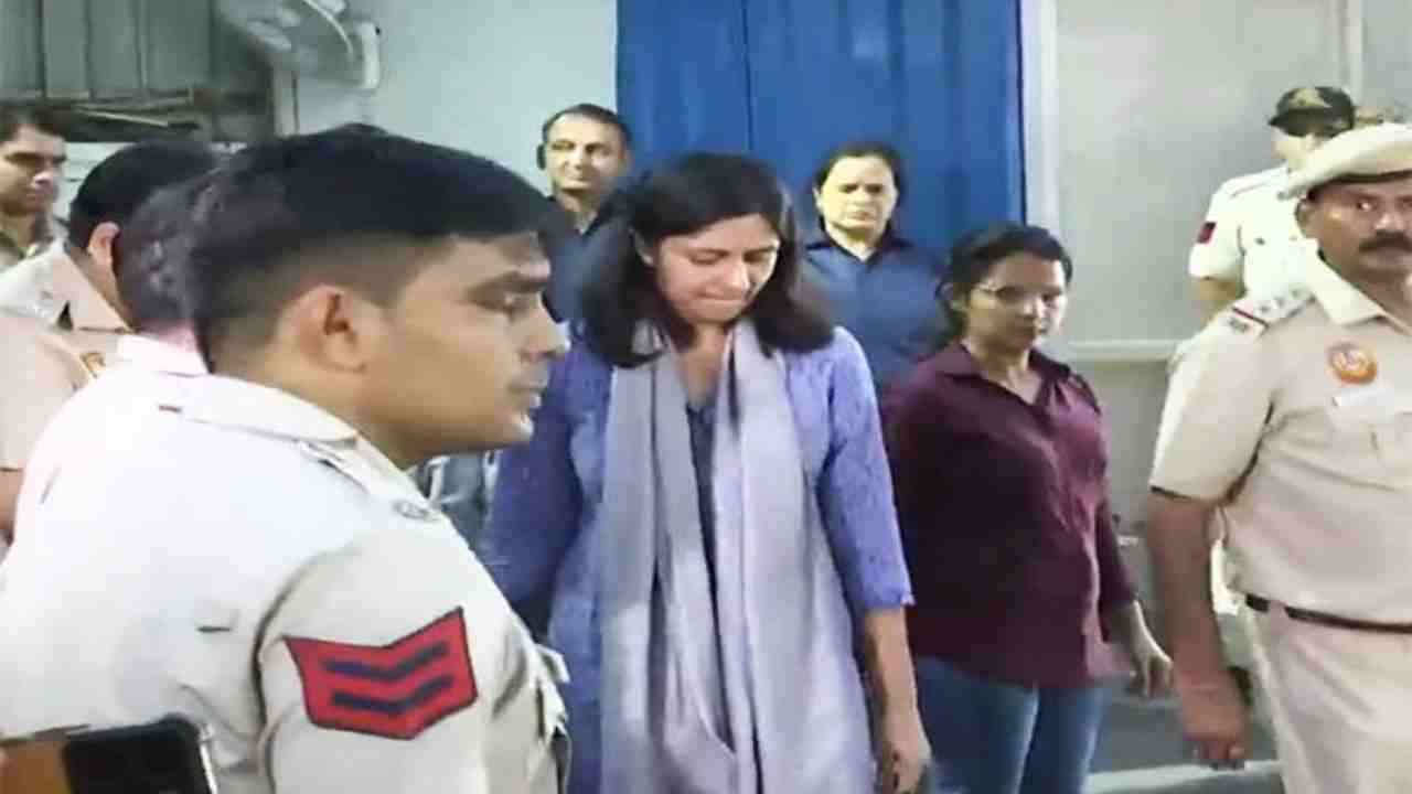 Swati Maliwal Assault Case: दिल्ली के मुख्यमंत्री आवास से CCTV फुटेज एकत्र, साक्ष्य की जांच करेगी पुलिस
