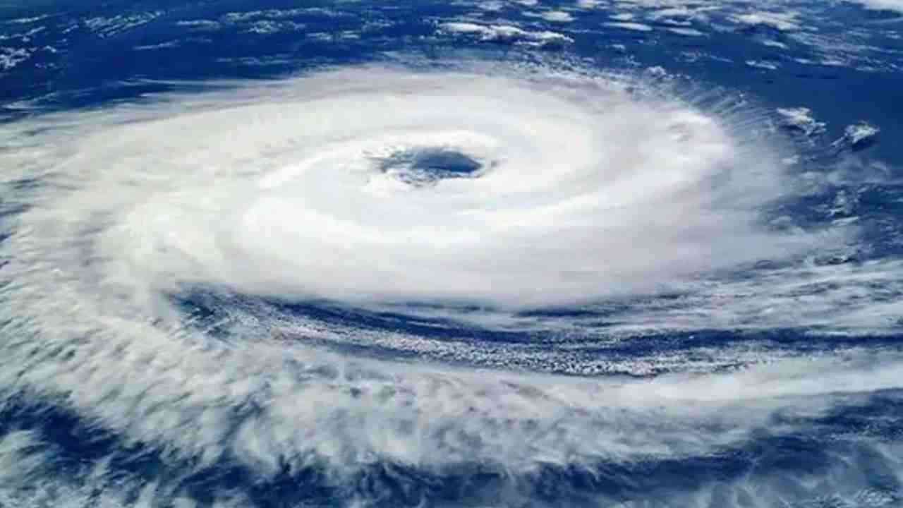 Cyclone Remal: 'चक्रवात रेमल' के चलते इन राज्यों में होगी भारी बारिश, IMD ने जारी किया अलर्ट