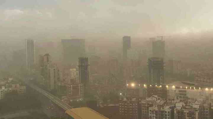 Dust Storm in Mumbai: मुंबई में मौसम ने ली करवट, धूल भरी आंधी के साथ हुई बारिश