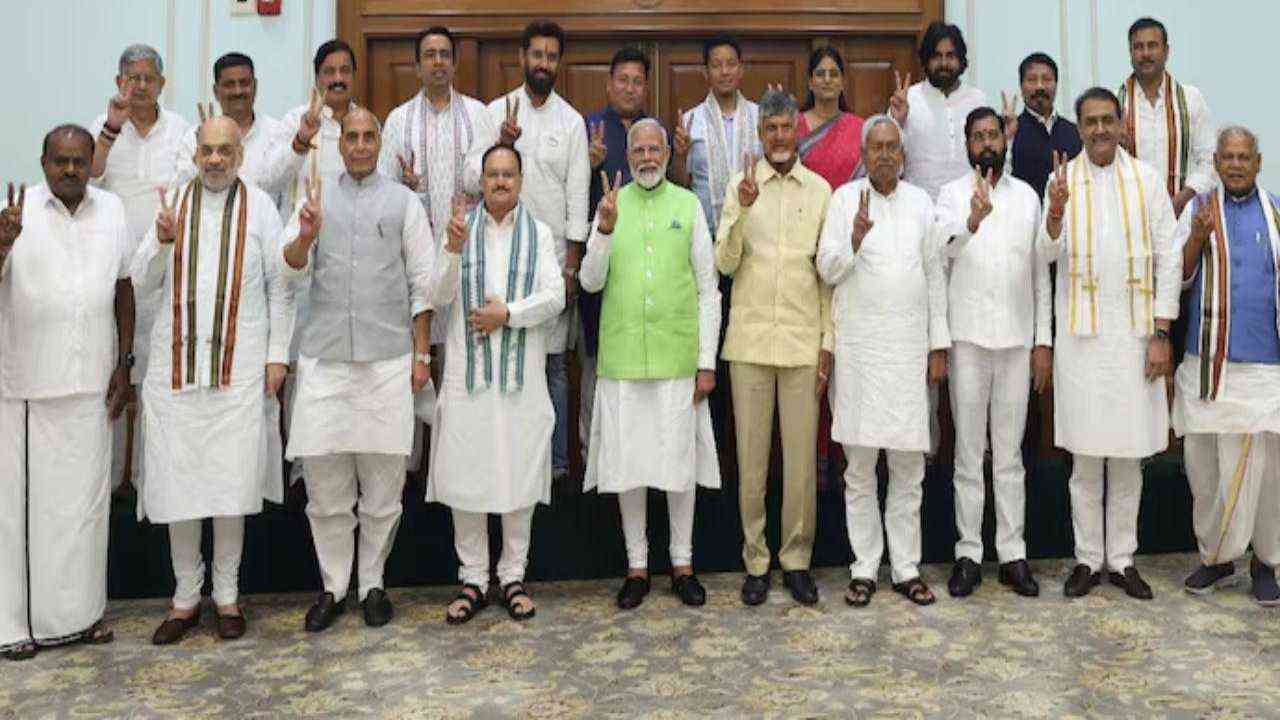 Modi Government 3.0: मोदी कैबिनेट के संभावित मंत्रियों की आई लिस्ट, जानिए किन नेताओं का नाम शामिल
