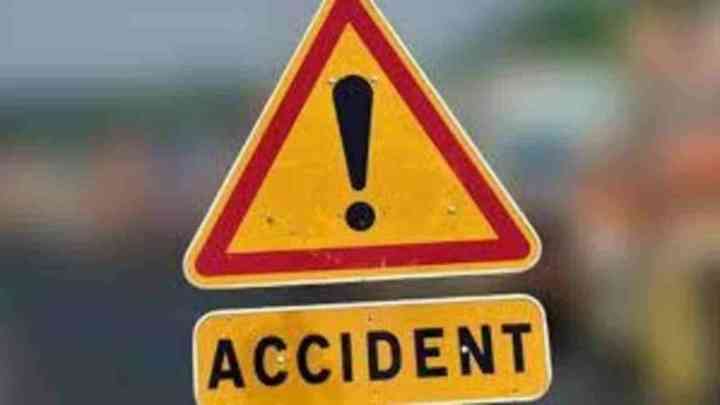 Accident In MP: मध्य प्रदेश में दर्दनाक हादसा, राजगढ़ में ट्रैक्टर-ट्रॉली पलटने से 13 लोगों की मौत, कई घायल