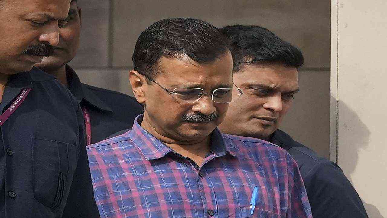 CM अरविंद  केजरीवाल को SC ने दी जमानत, लेकिन नहीं हो सकेंगे रिहा, मामला बड़ी बेंच को गया