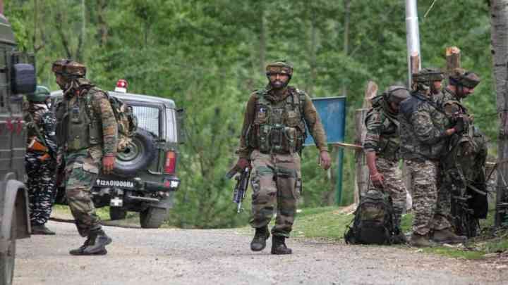 Kupwara Encounter: कुपवाड़ा में LOC के पास सुरक्षा बलों और आतंकियों में मुठभेड़, 2 दहशतगर्द ढेर