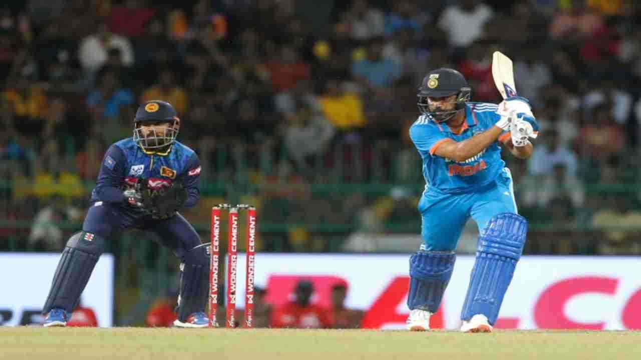 IND vs SL 1st ODI: भारत-श्रीलंका पहला वनडे टाई, 15 गेंद पर 1 रन नहीं बना सकी इंडिया