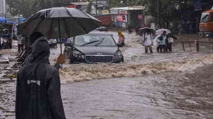 अरब सागर में बन रहा 'असना' चक्रवात, गुजरात के कई जिलों में स्कूल बंद, NDRF अलर्ट