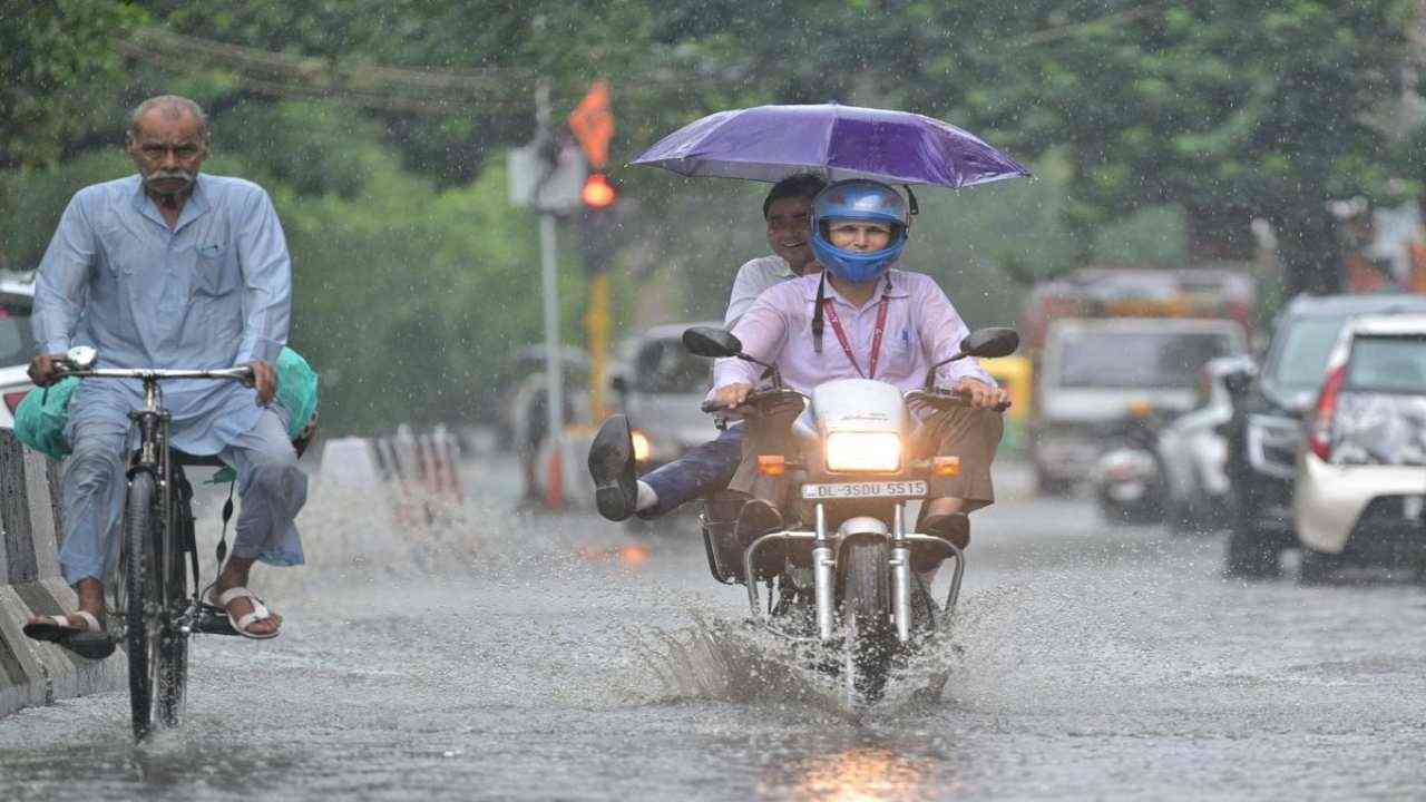 Delhi weather update: IMD ने जारी किया येलो अलर्ट, उत्तर भारत में मानसून बढ़ा आगे