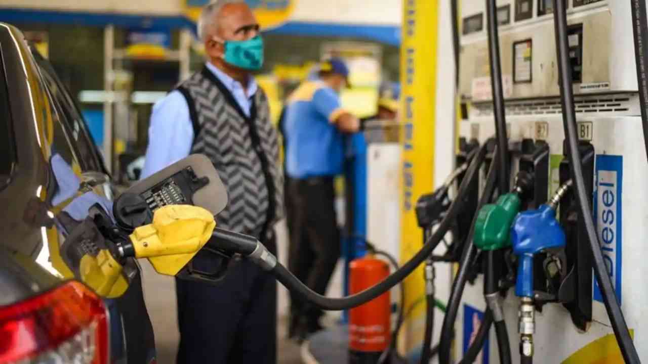 Petrol Diesel Price: पेट्रोल, डीजल की नई कीमतें घोषित, हुआ इतना महंगा, जानें रेट