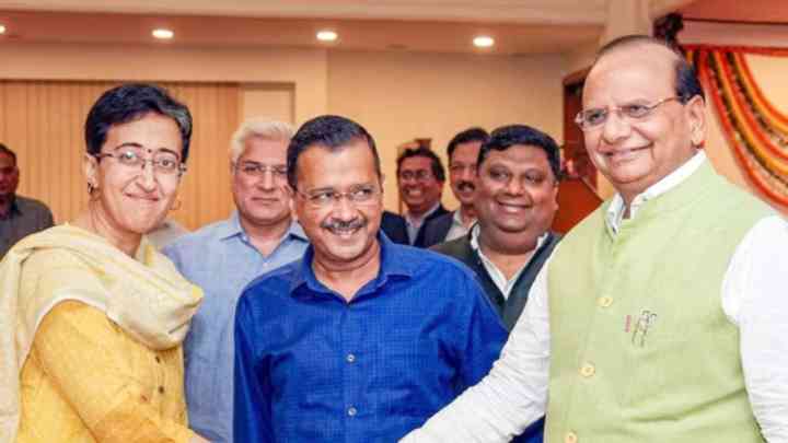 Delhi New CM: अरविंद केजरीवाल ने CM पद से दिया इस्तीफा, आतिशी होंगी दिल्ली की नई मुख्यमंत्री